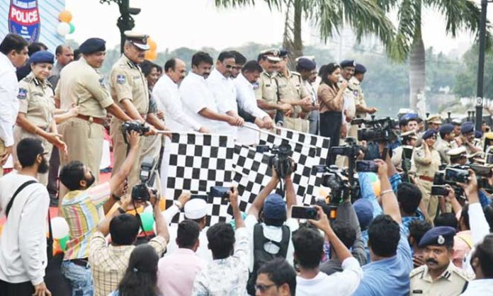 Telangana Decennial Celebrations: Muhammad Ali begins Police Rally