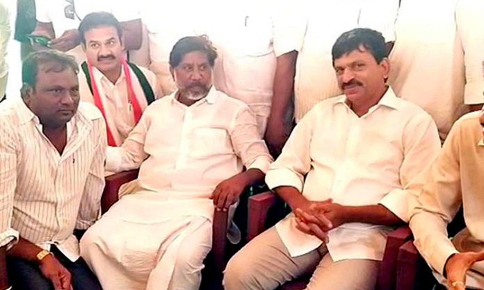 Ponguleti Srinivas Reddy met Bhatti Vikramarka