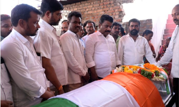 Challa Malla Krishna Reddy tribute demise of Congress leader