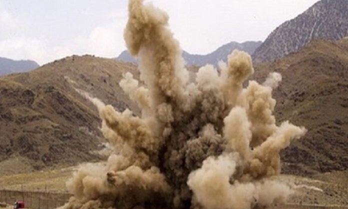 jawans seriously injured in landmine explosion