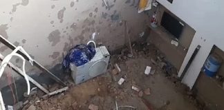 3 dead as house roof collapses