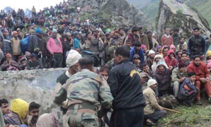 4 thousand passengers stranded in Uttarakhand