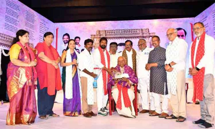 Dasarathi award to Ayachitam Nateswara Sharma