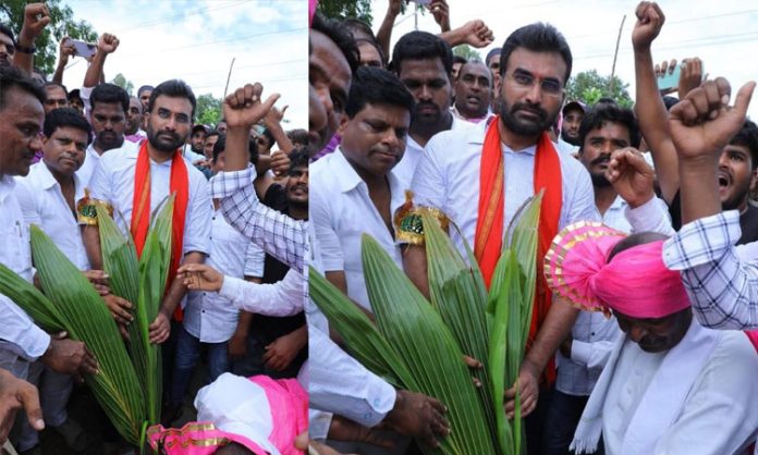 Bhaskar Reddy planted saplings in banswada