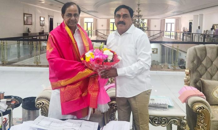 CM blesses Minister Errabelli