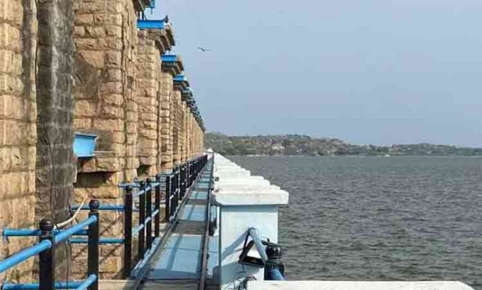 Water abundant in Himayatsagar due to rains