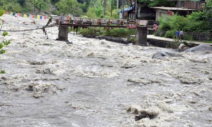 Heavy rain in North India