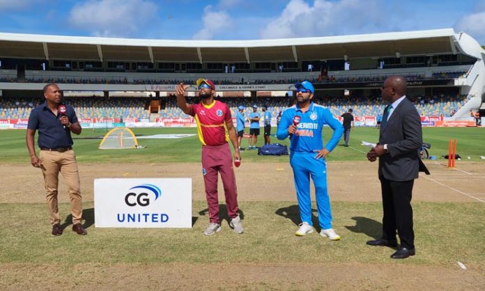 Team India won toss select fielding