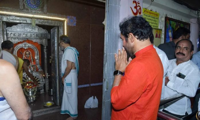 Kishan reddy visit Bhadrakali temple