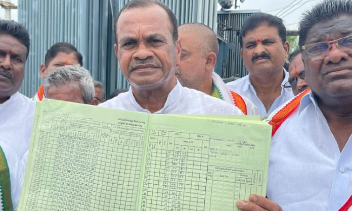 Komatireddy Venkat Reddy Slams KTR Over 24 Hours Power