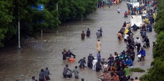 More than hundred people died in North India