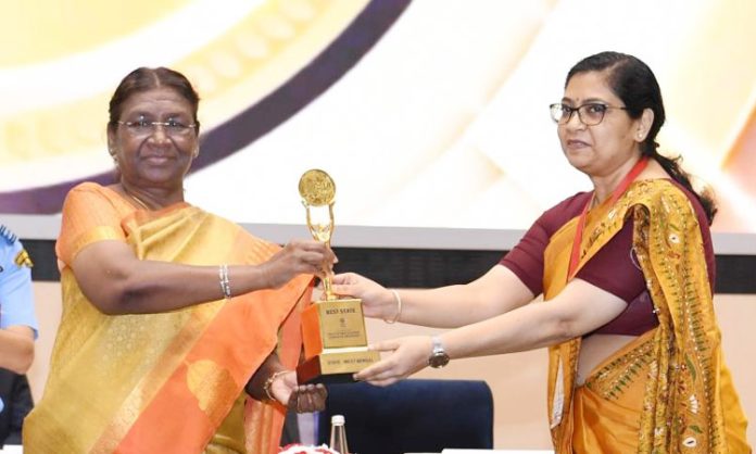 President Murmu presented Bhumi Samman awards