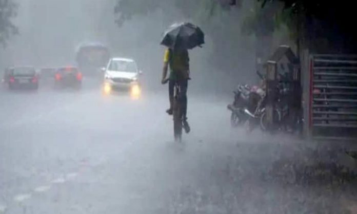 Heavy Rains hit Telugu States for next 48 hours