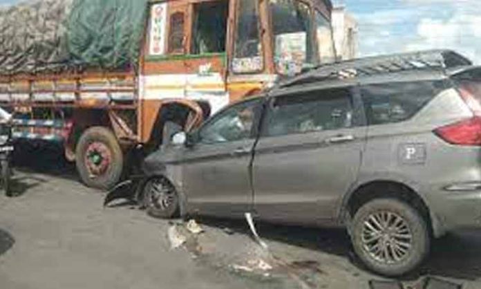 Road accident at Srikalahasti