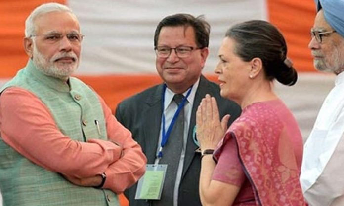 PM Modi vs Sonia Gandhi