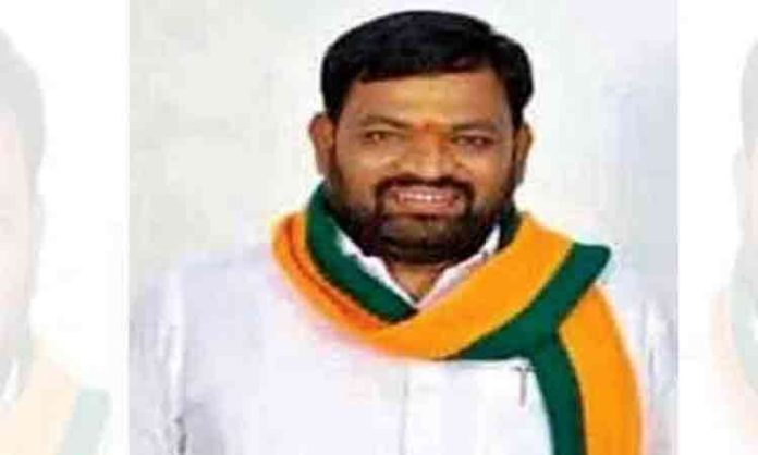 Real estate trader and BJP leader Tirupathi Reddy's whereabouts are available