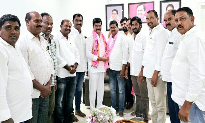 Poor and farmers are two eyes of KCR: Vemula Prashant Reddy