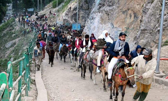Second batch of 440 Pilgrims leave to Amarnath