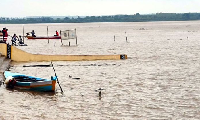 Heavy Flood inflow into Godavari River at Bhadrachalam