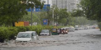heavy rains in delhi