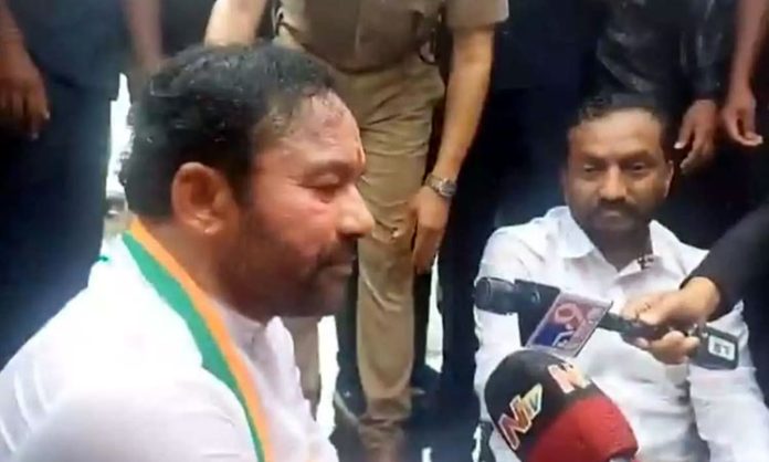 Kishan Reddy vs Police over Double Bedrooms