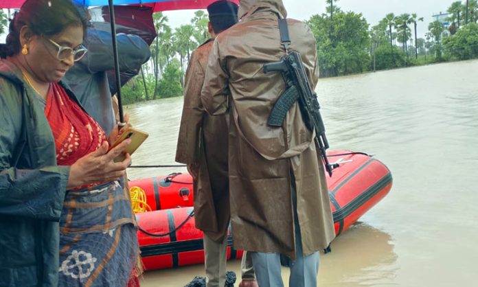 Moranchapalli village submerged in Floods