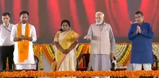 PM Modi lays foundation stone for several works in Hanamkonda