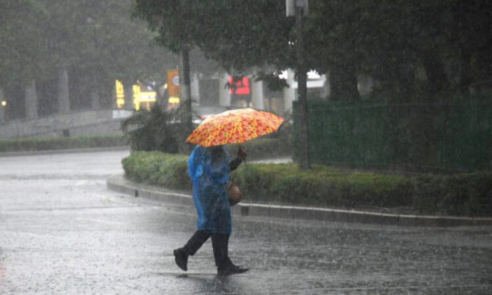 Heavy Rain in Hyderabad