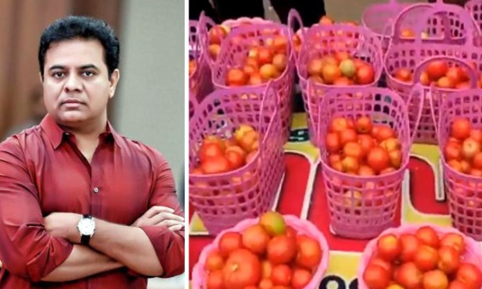 KTR Birthday: Rajanala Srihari distributes Tomatoes in Warangal