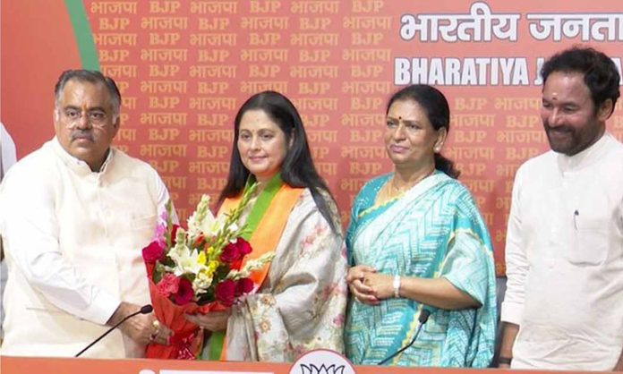 Actress Jayasudha Joins BJP