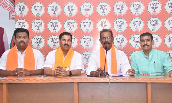 BJP Leader Boora Narsaiah Goud Press Meet