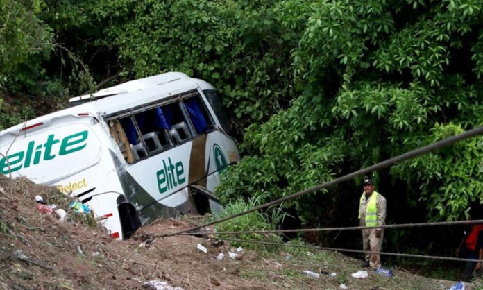 Bus tumbles down ravine in Mexico