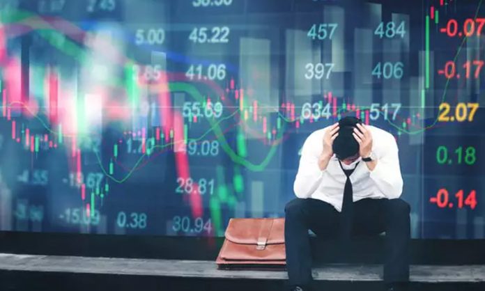 Domestic stock markets fell for the fourth straight week