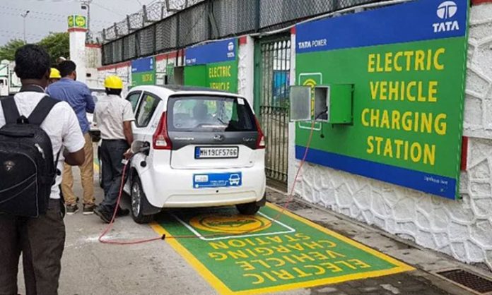 Electric charging stations on national highways