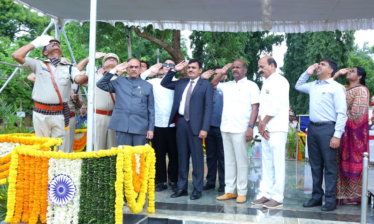 Home Minister Mahmood Ali Hoisted the National Flag