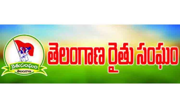 Center should implement promises made to farmers: Telangana Rythu Sangam