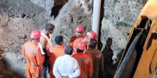 Worker stuck in 70-ft deep borewell in Punjab