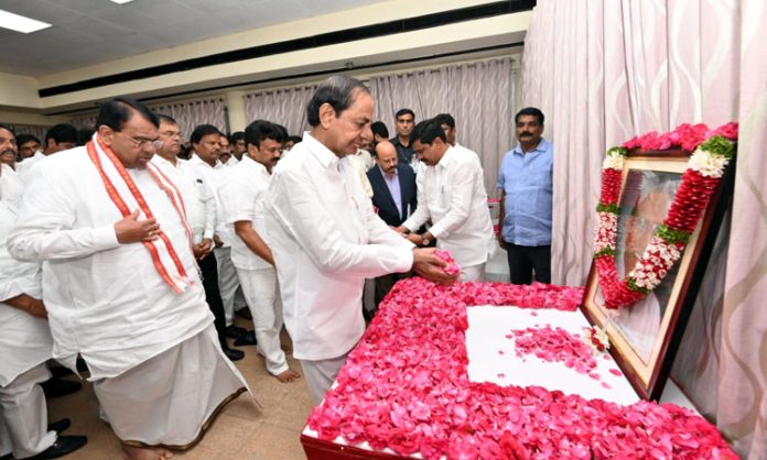 KCR Tribute to Professor Jayashankar Sir