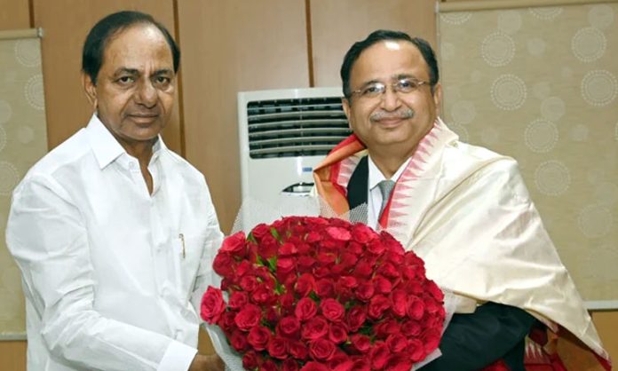 CM KCR Meeting with Justice Alok Aradhe