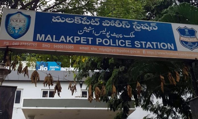 Man attempt Suicide at Malakpet PS