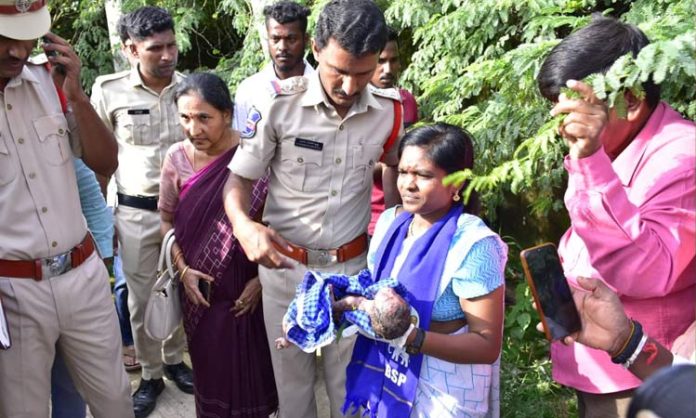 Baby dead body found in Bhongir