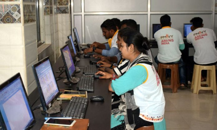 NSDC and NS India provided digital skills to 800 people