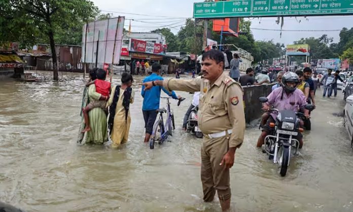19 people died in UP due to heavy rains
