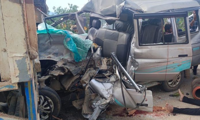 3 Killed in Road Accident in Siddipet