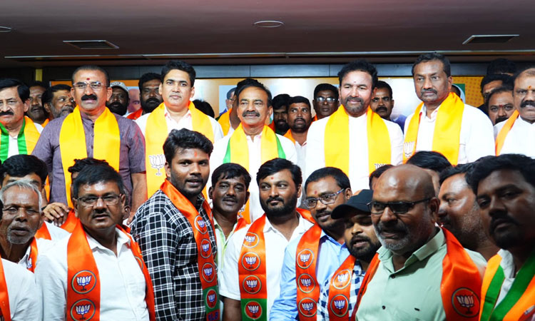  Zaheerabad leaders join BJP