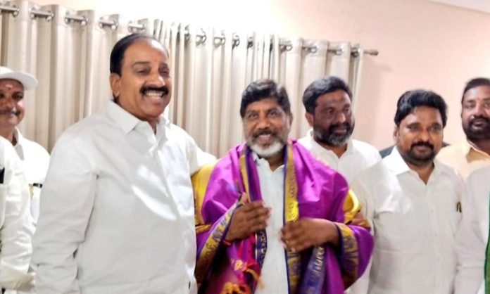 Bhatti vikramarka meet with tummala nageswara rao