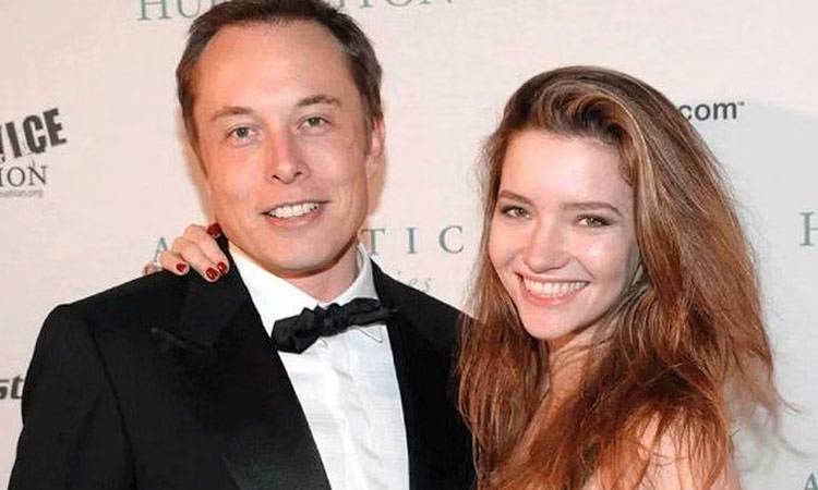 Elon Musk's daughter is a communist