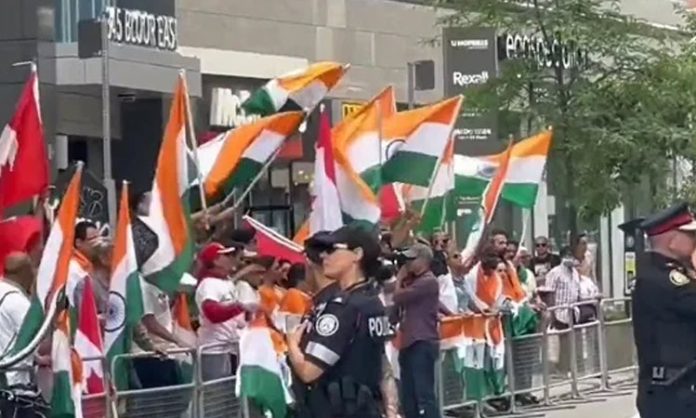Center warns Indians in Canada