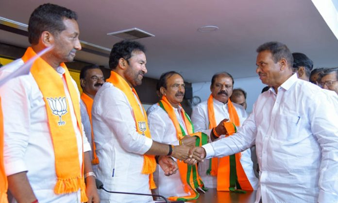 Zaheerabad leaders join BJP