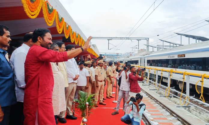 Vande Bharat trains with advanced facilities : Kishan Reddy
